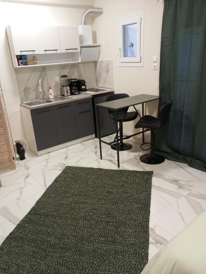 Nikou Nikolaou Apartment *